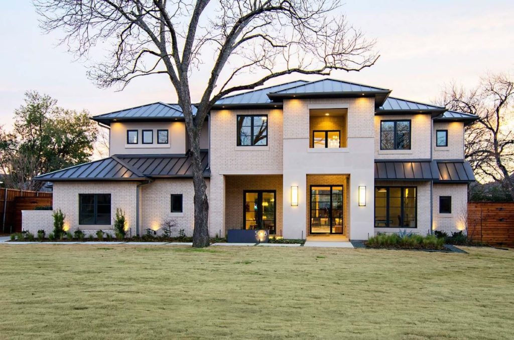 transitional-style-home-austin-texas