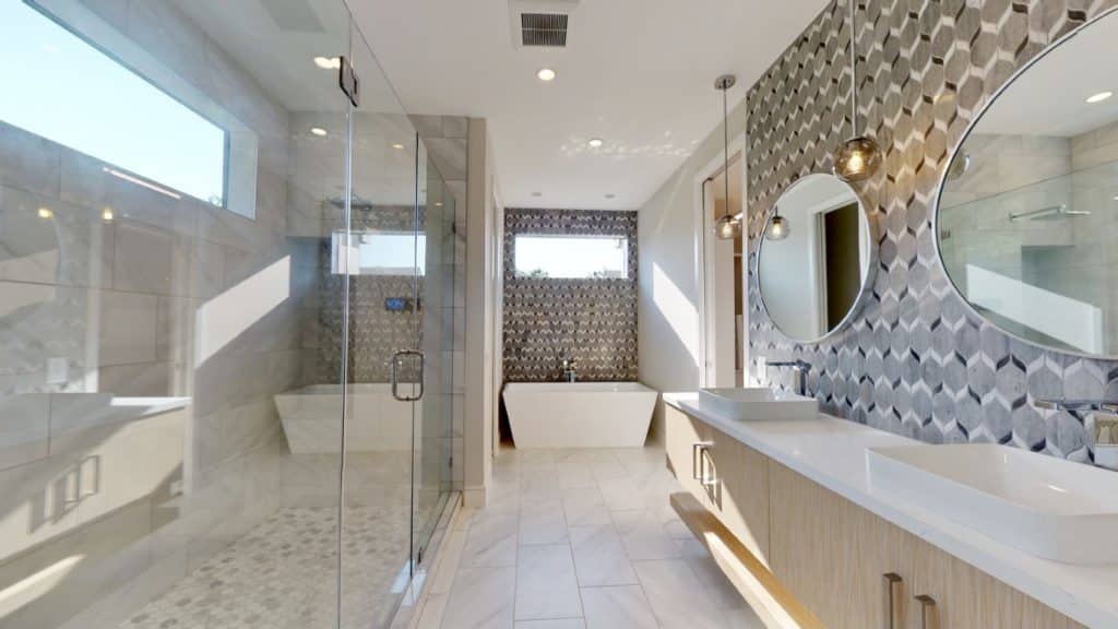 contemporary-master-bathroom-austin-texas