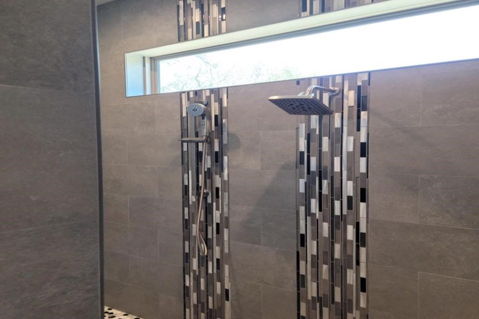 Austin-Builder-bathroom-shower-tile-design-ideas-78704-512-Builders-1024x768-Medium