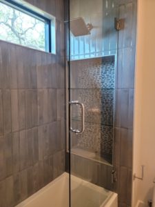 Austin-Builder-bathroom-tile-ideas-78746-512-Builders