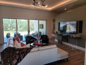 Austin-Builder-indoor-outdoor-living-78746-512-Builders-1024x768-Medium